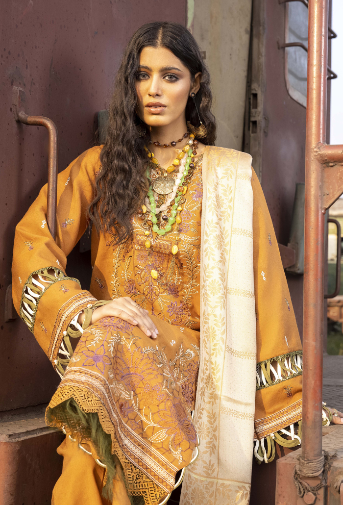 Rahgeer By Humdum Unstitched 3 Piece Emb Wool Winter Collection'2024-D-09