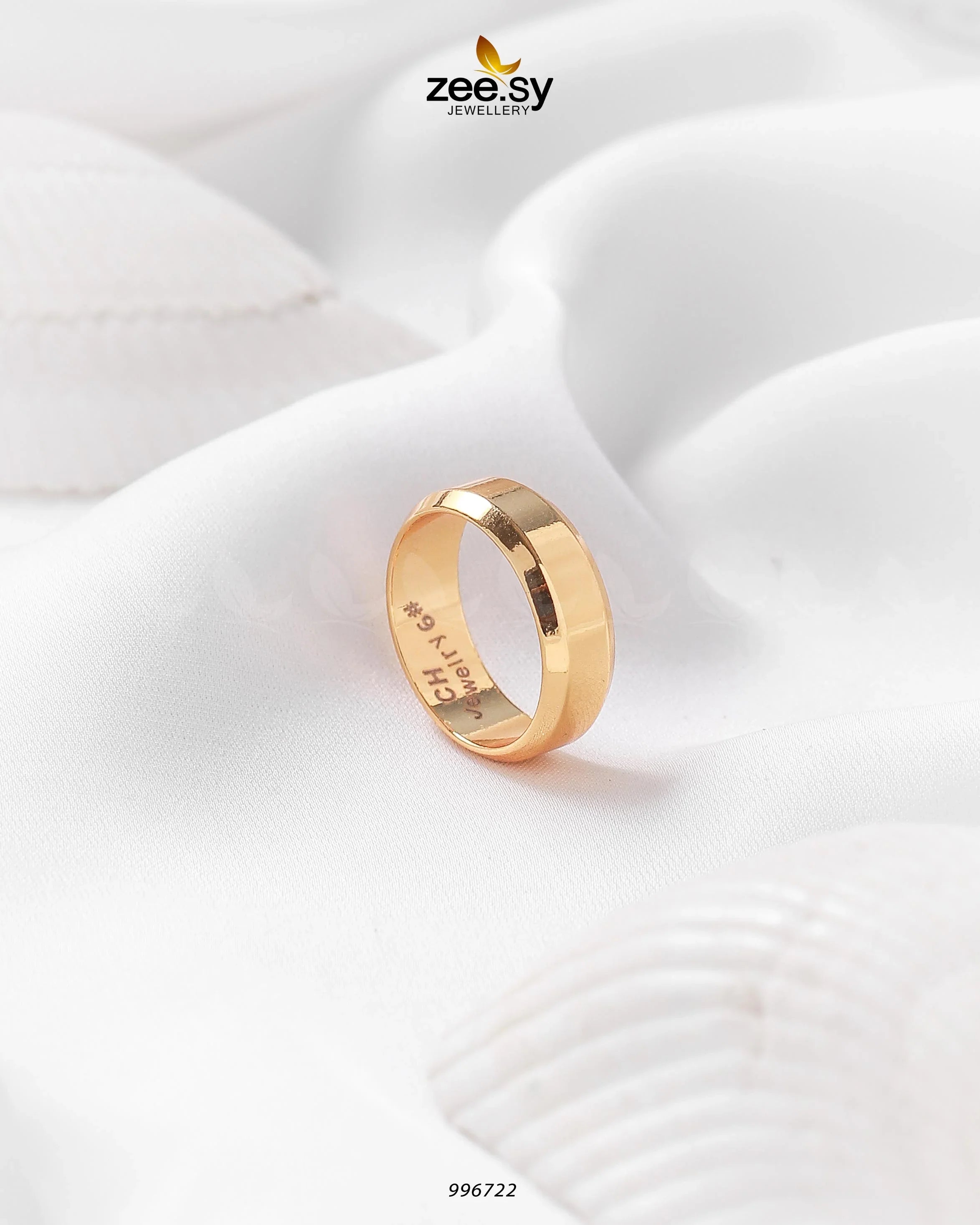 Domsley Ring Gold 19 - Zeesy Jewellery