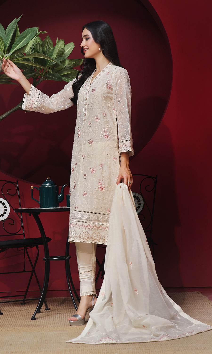 Shamooz Stitched 3 Piece Formals Collection'2025-Ivory SEM-0746