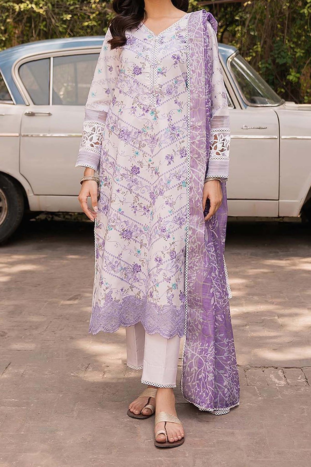 Shezlin by Aabyaan Unstitched 3 Piece Chikankari Print Lawn Collection'2023-AC-02