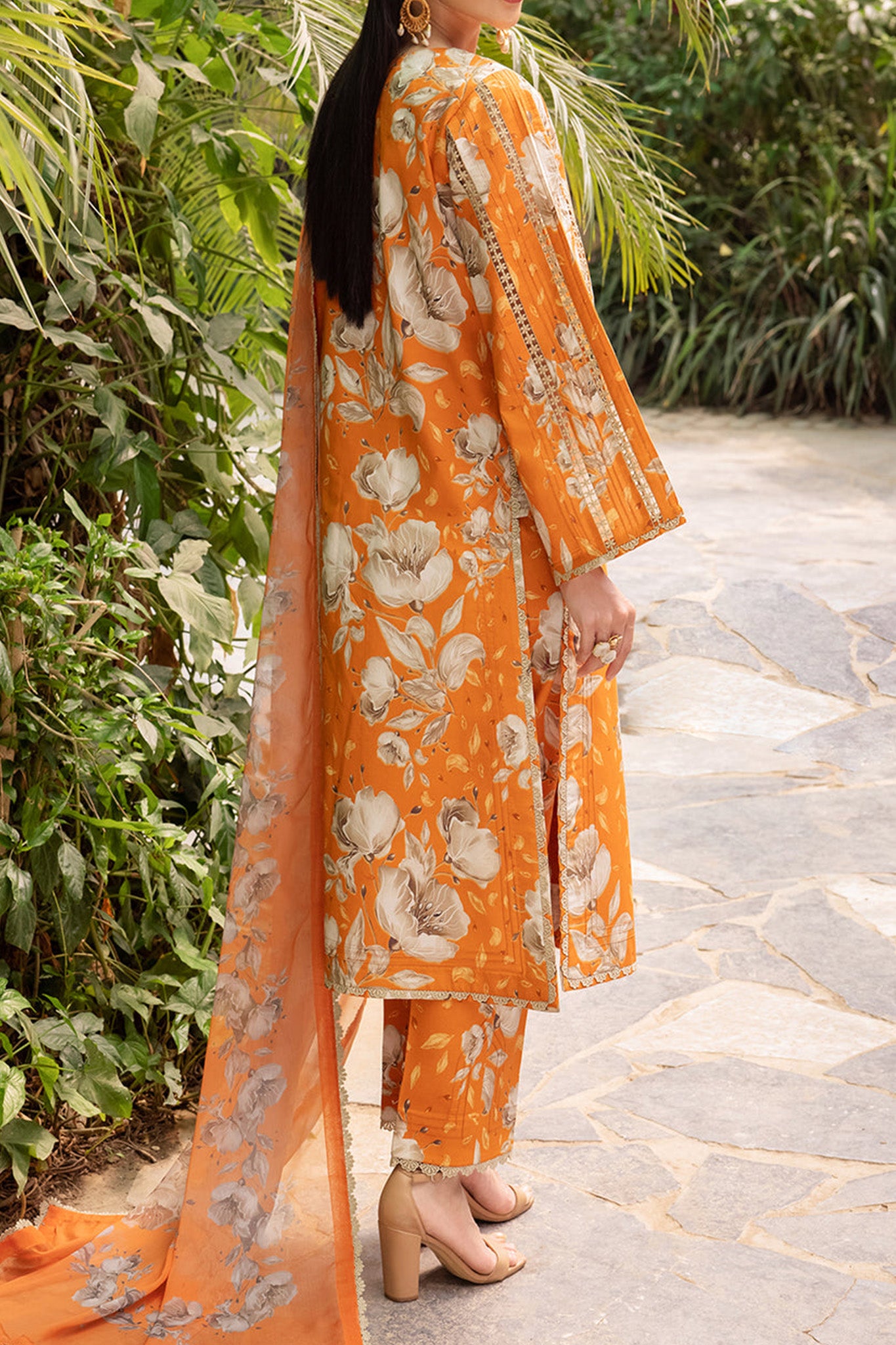 Sheen Prints By Alizeh Unstitched 3 Piece Digital Printed Fine Lawn Vol-02 Collection'2024-AF-6025-Sunflower