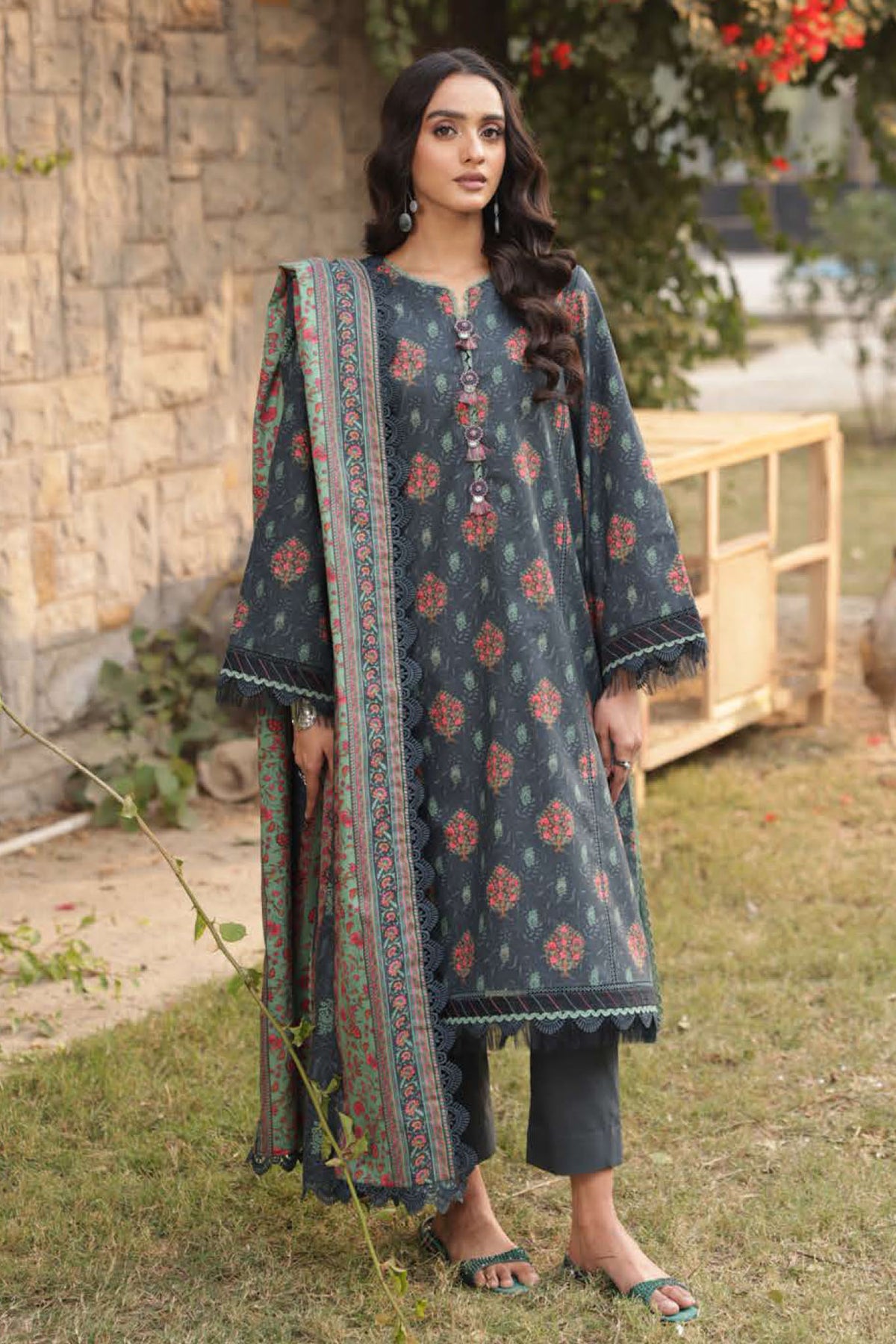 Prints By Asim Jofa Unstitched 3 Piece Lawn Vol-03 Collection-AJUBJ-17