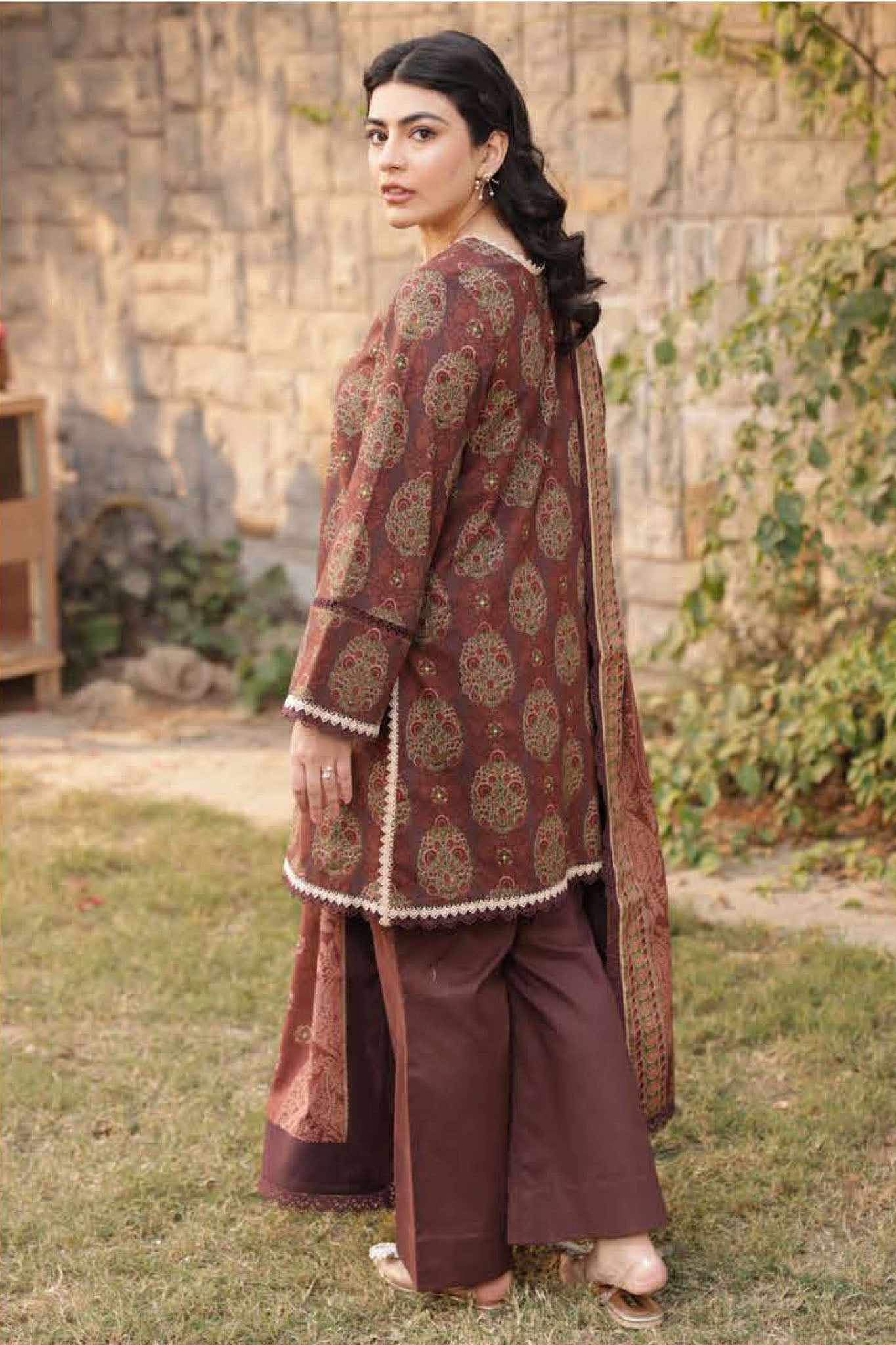 Prints By Asim Jofa Unstitched 3 Piece Lawn Vol-03 Collection-AJUBJ-23