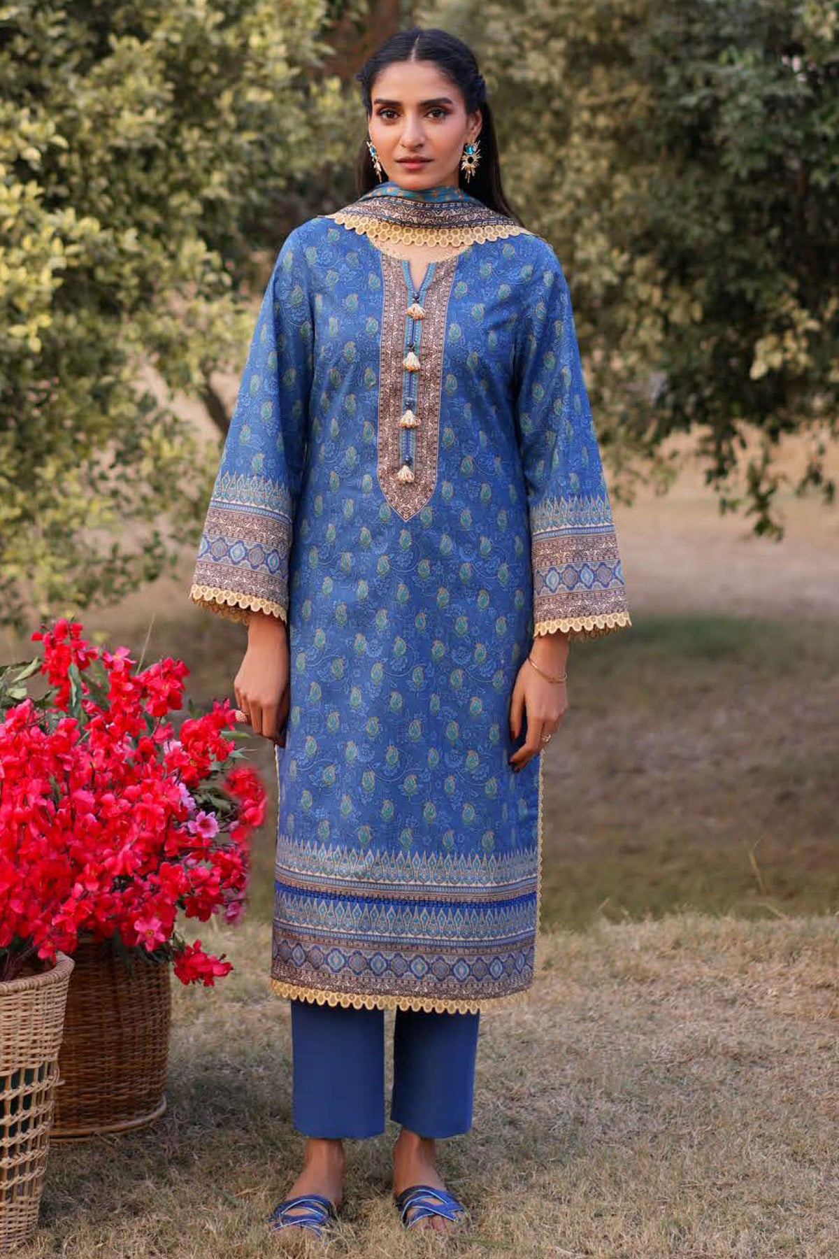 Prints By Asim Jofa Unstitched 3 Piece Lawn Vol-01 Collection-AJUUB-03