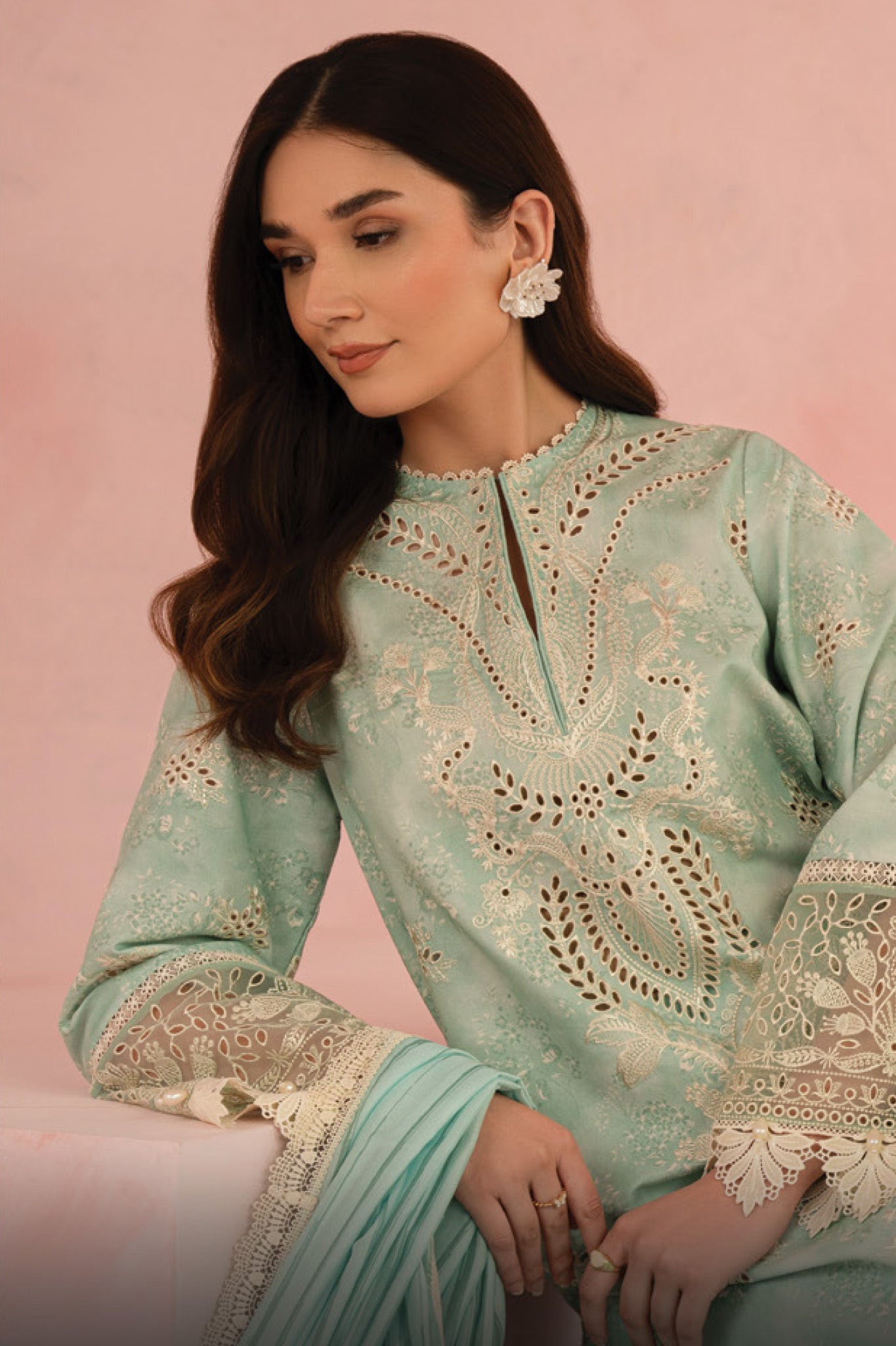 Floral Charm By Afrozeh Unstitched 3 Piece Lawn Collection-AL-V5-02-Leonora