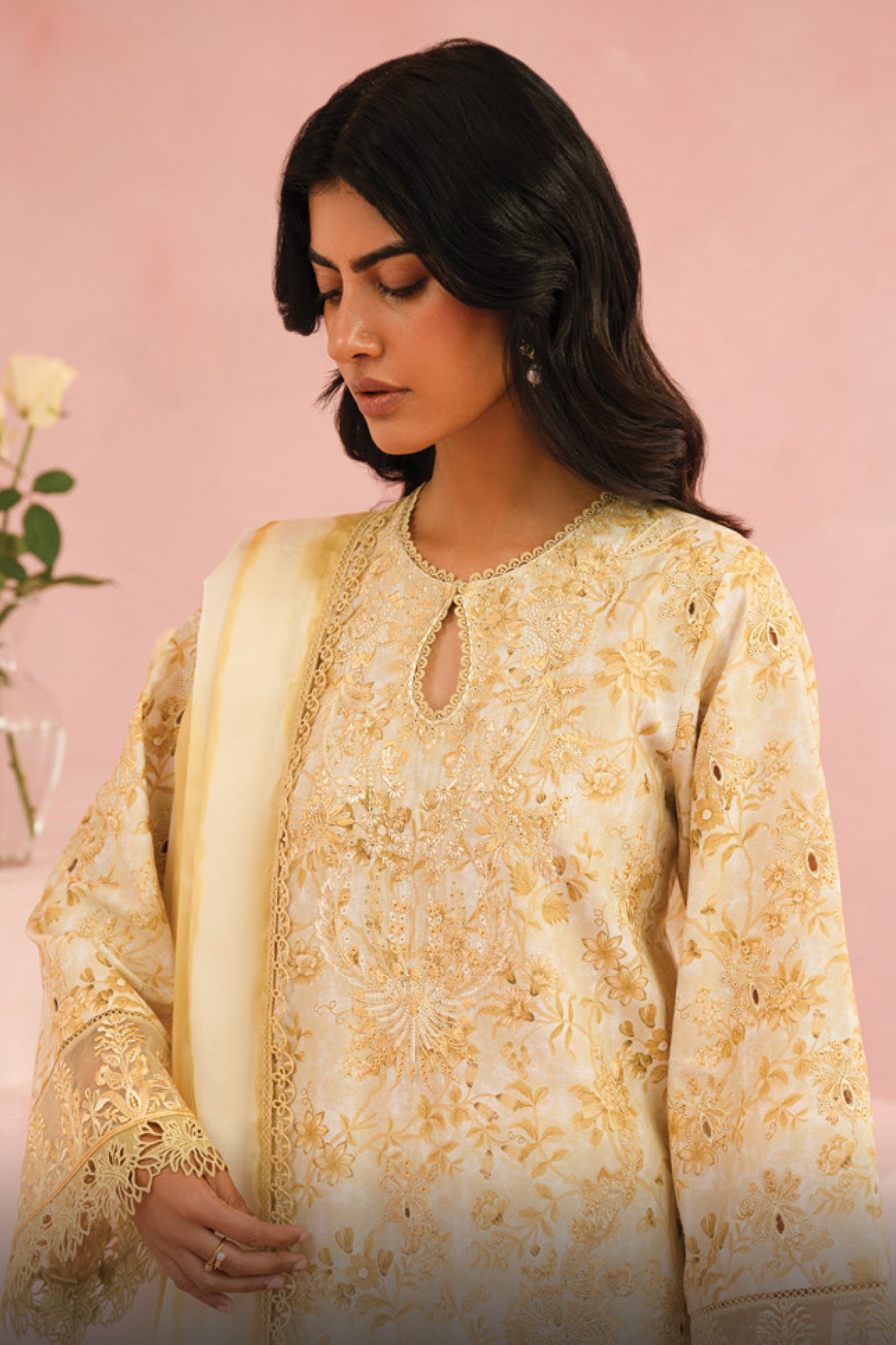 Floral Charm By Afrozeh Unstitched 3 Piece Lawn Collection-AL-V5-06-Arbor