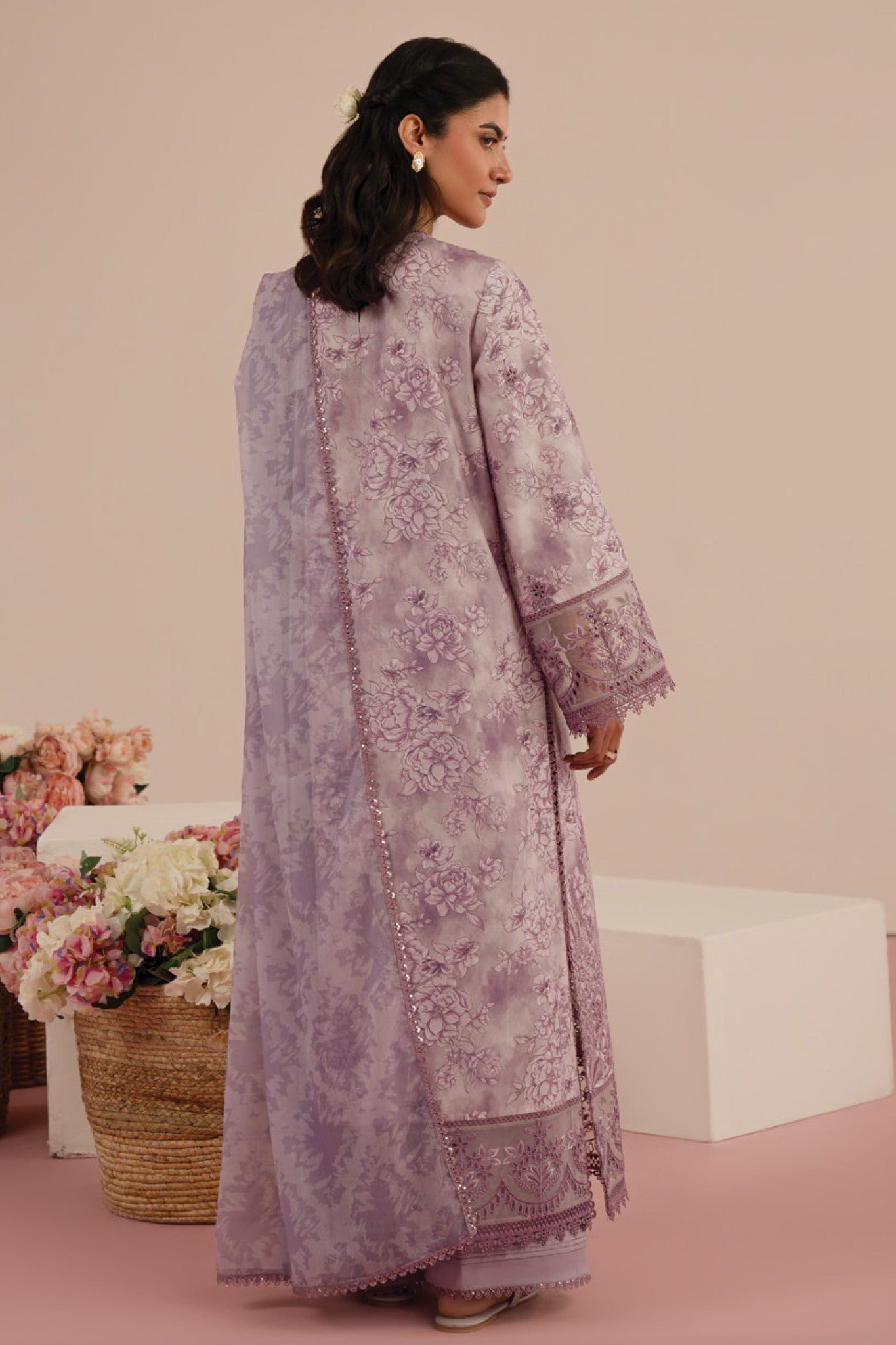 Floral Charm By Afrozeh Unstitched 3 Piece Lawn Collection-AL-V5-10-Bellerose