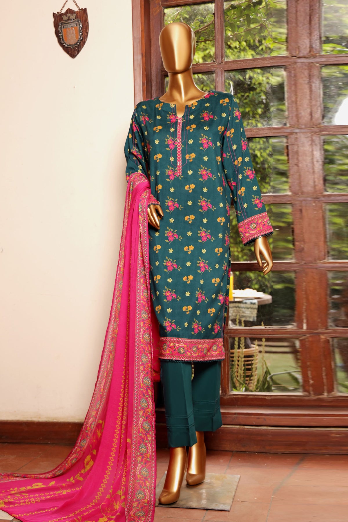 Bana Dora By HZ Unstitched 3 Piece Viscose Winter Collection'2024-AVP-1107