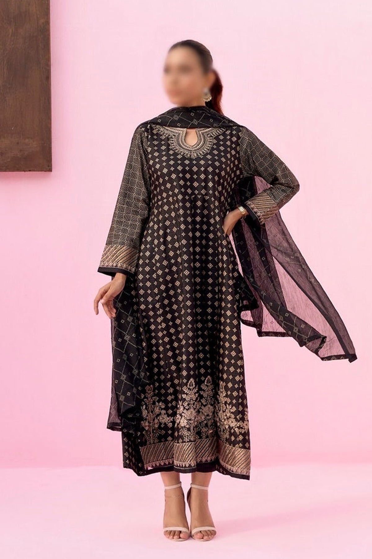Wisteria by Amna Khadija Formals Pret Collection'2023-AWF-02