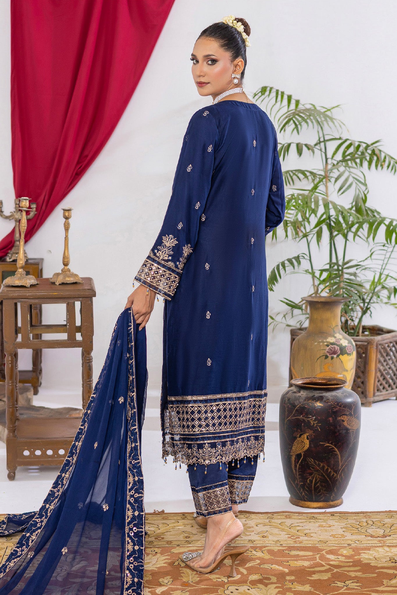 Arzu By Azmeerah Unstitched 3 Piece Hand Emb Chiffon Collection'2025-AZM-AR-02-Mavi