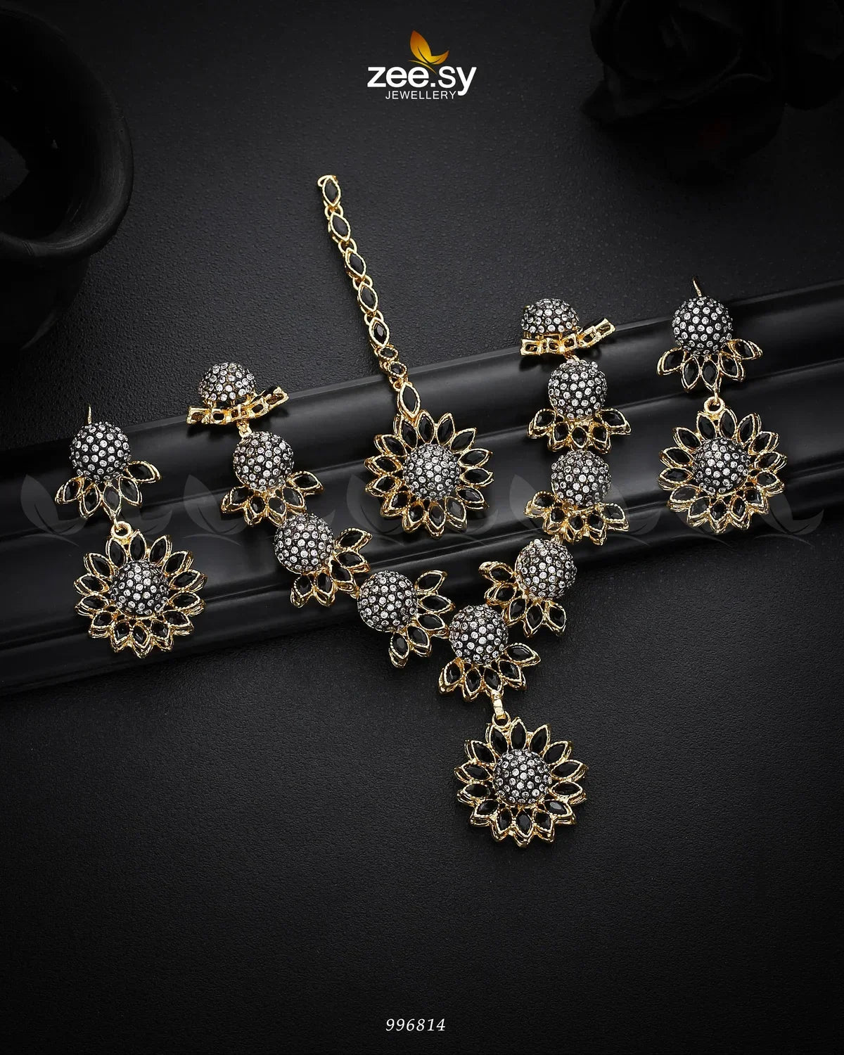 Aquilegia Necklace Set Golden Black - Zeesy Jewellery