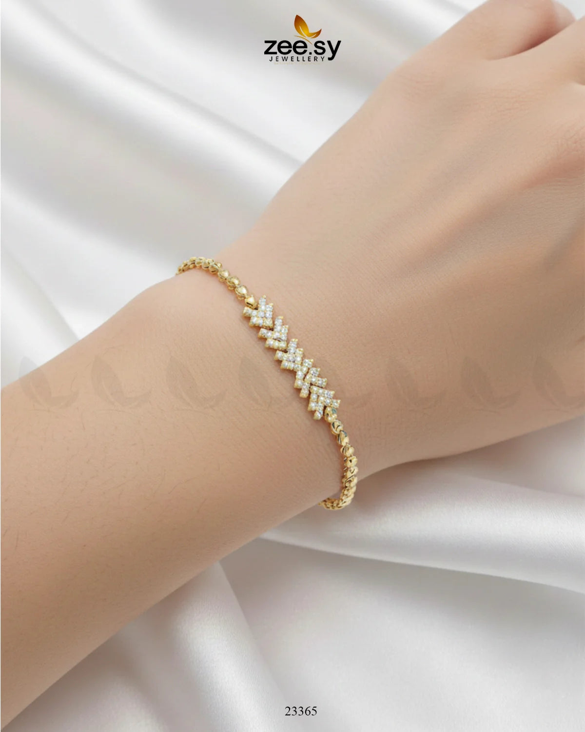 Majestic Arrow Pattern Bracelet - Zeesy Jewellery