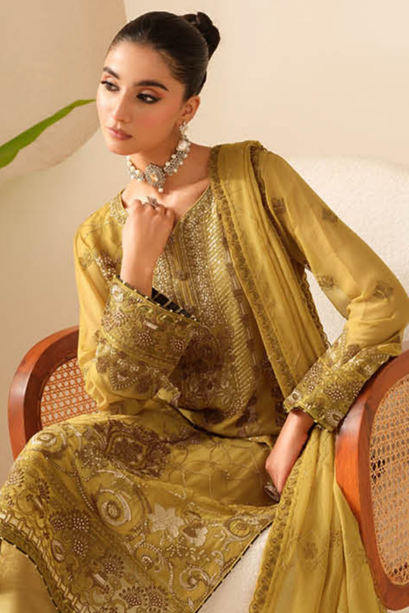 Sonehri By Ramsha Unstitched 3 Piece Luxury Chiffon Vol-01 Collection-BB-108