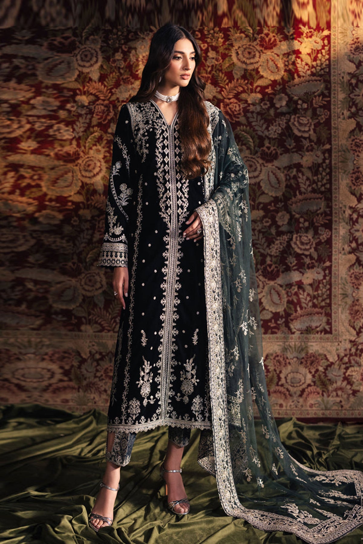 Qalamkar Unstitched 3 Piece Velvet Edit Collection'2024-BK-03-Samira