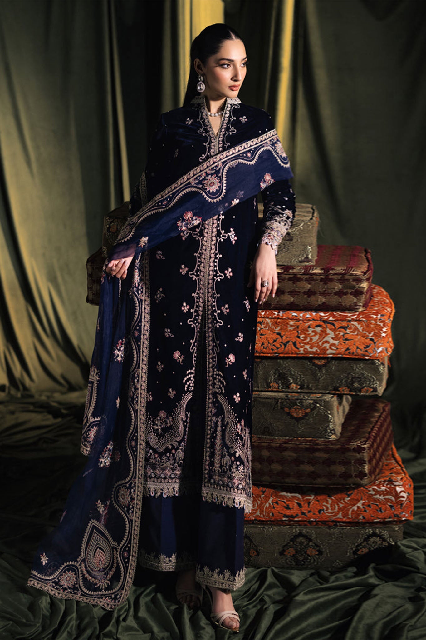 Qalamkar Unstitched 3 Piece Velvet Edit Collection'2024-BK-05-Dalia