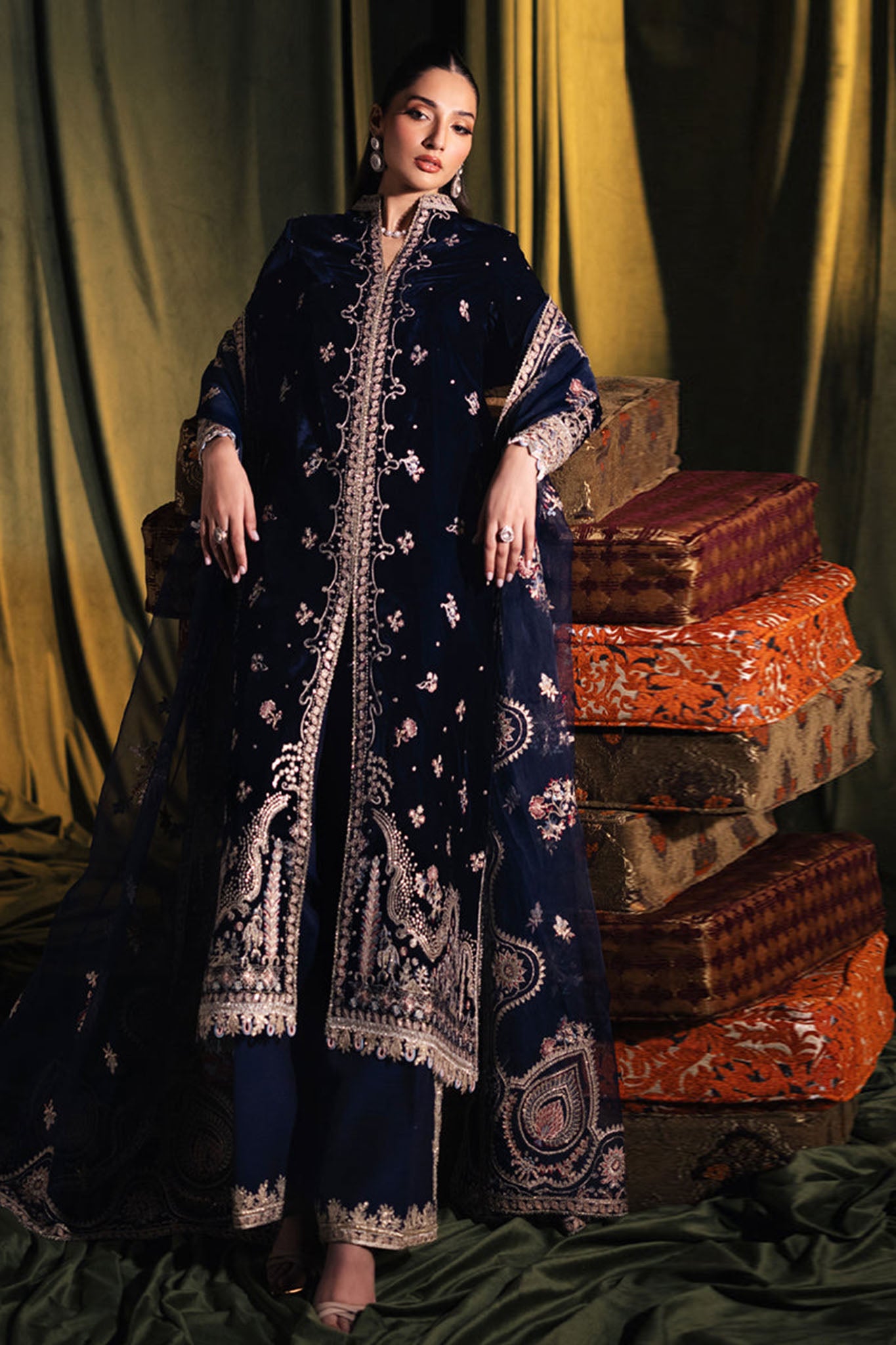 Qalamkar Unstitched 3 Piece Velvet Edit Collection'2024-BK-05-Dalia