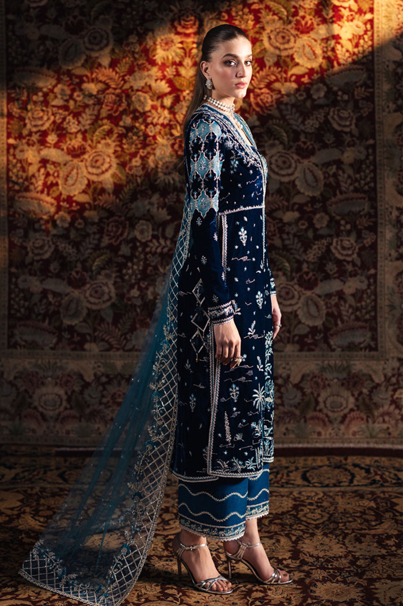 Qalamkar Unstitched 3 Piece Velvet Edit Collection'2024-BK-07-Liyana