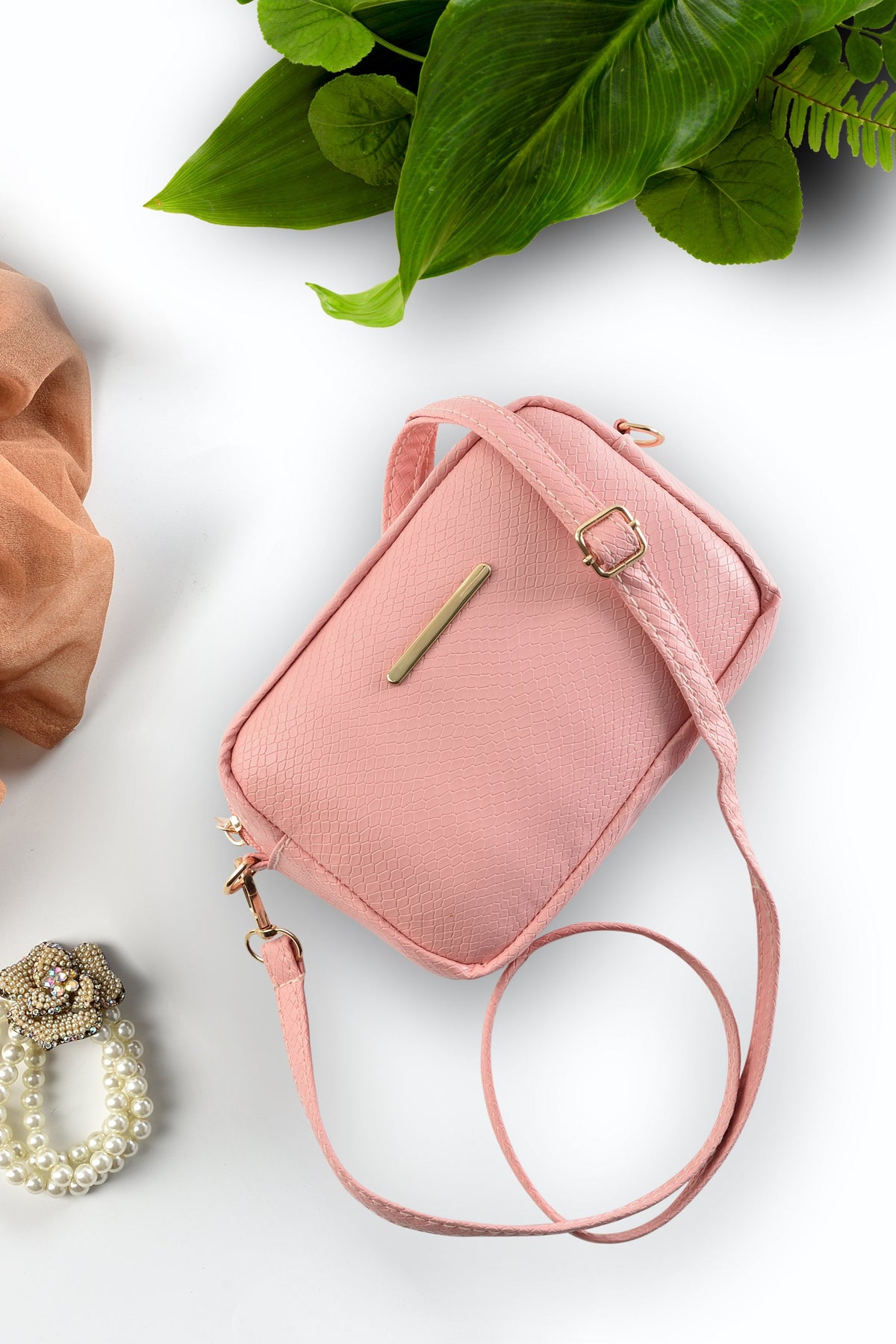 Fineur Mini Snakeskin Square Bag - Pink