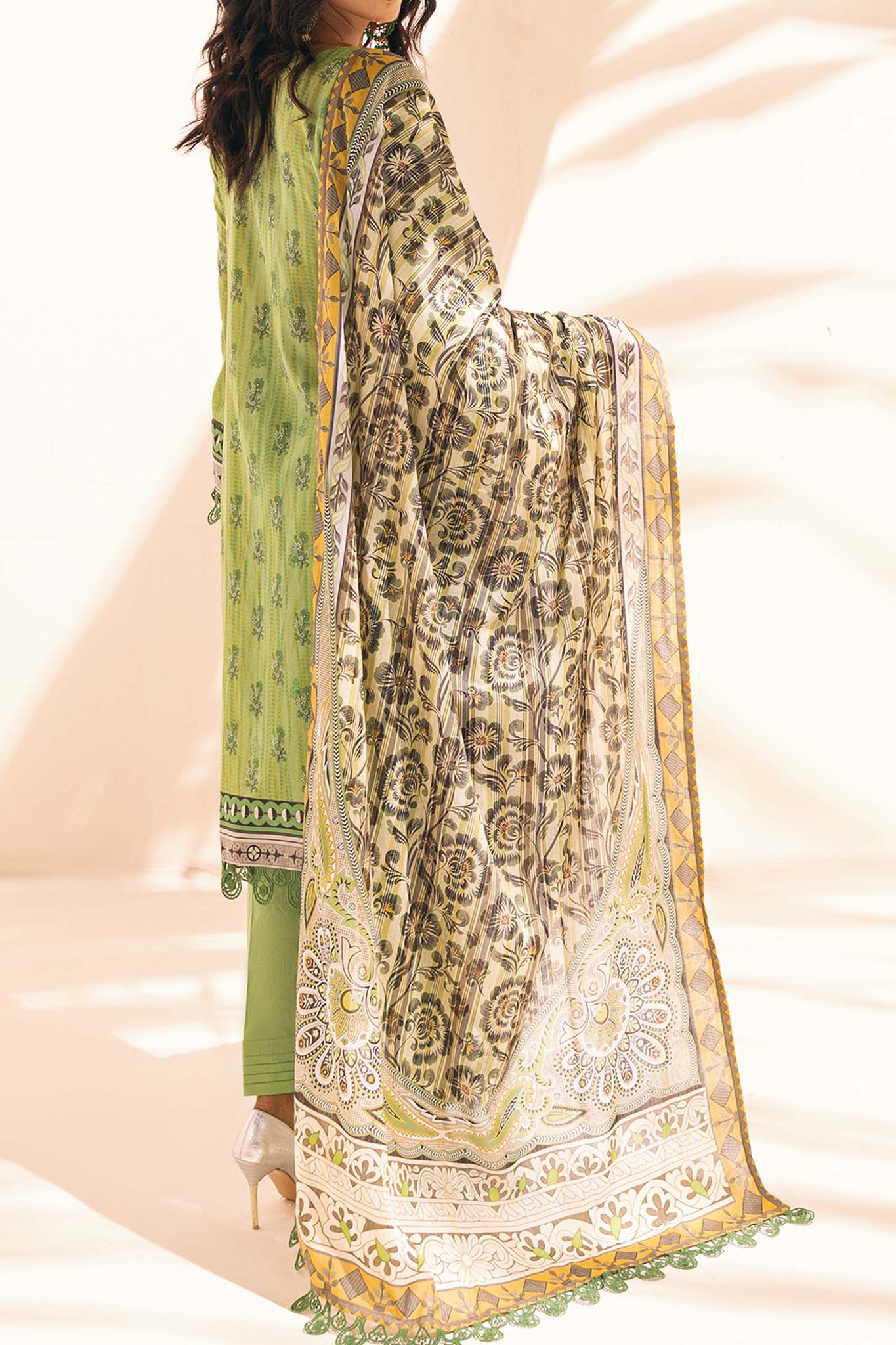 Colors by Al Zohaib Unstitched 3 Piece Digital Printed Lawn Vol-03 Collection'2024-CFD-04