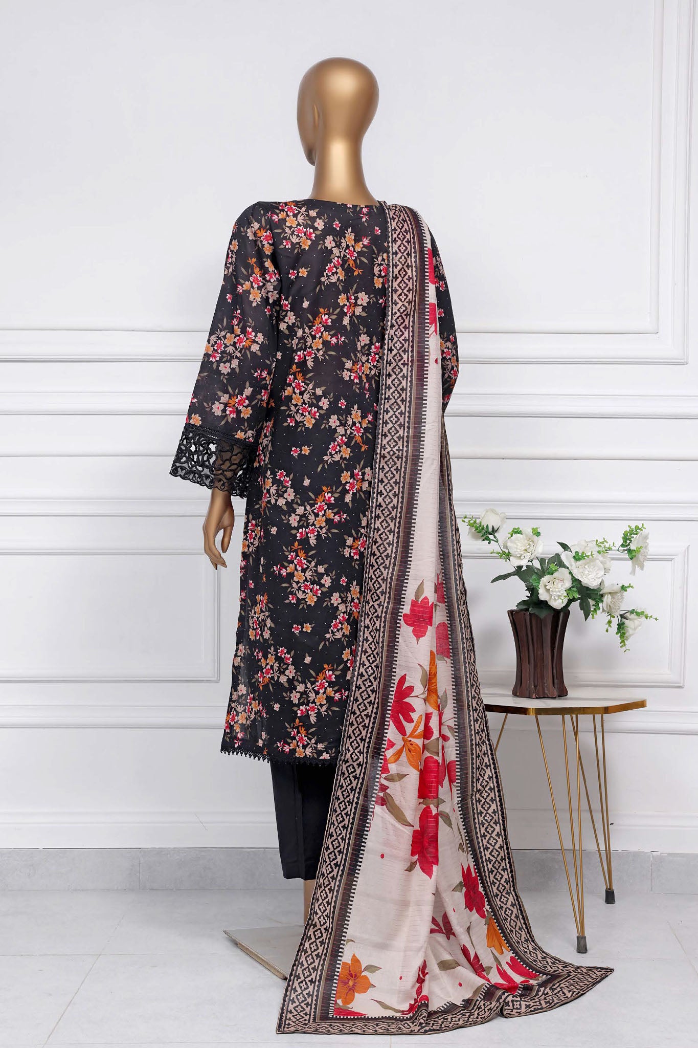 Raya By Sada Bahar Stitched 3 Piece Festive Emb Lawn Collection-CW-D-4070-Black