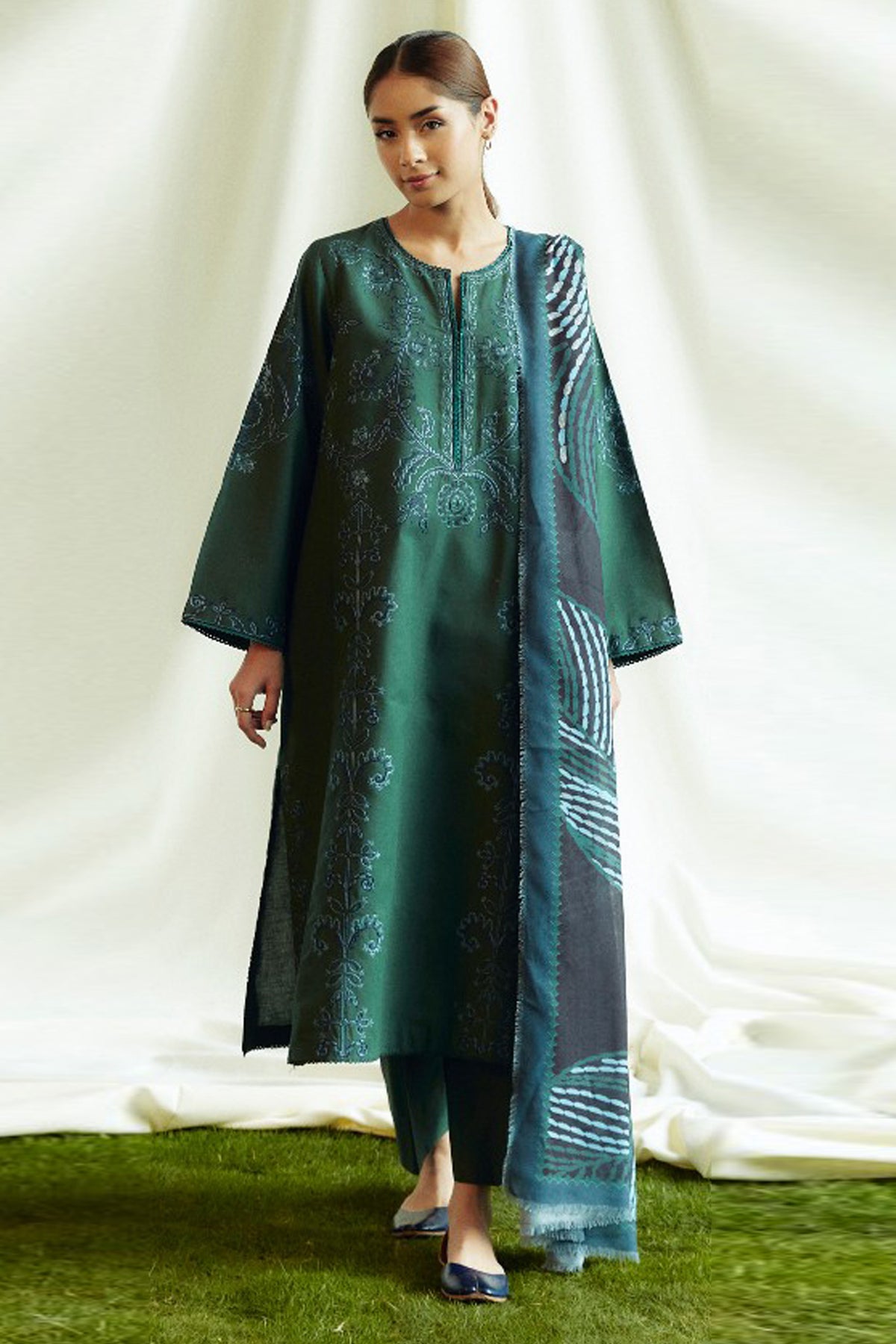 Coco By Zara Shah Jahan Unstitched 3 Piece Winter Collection'2024-D-05-B-Peridot