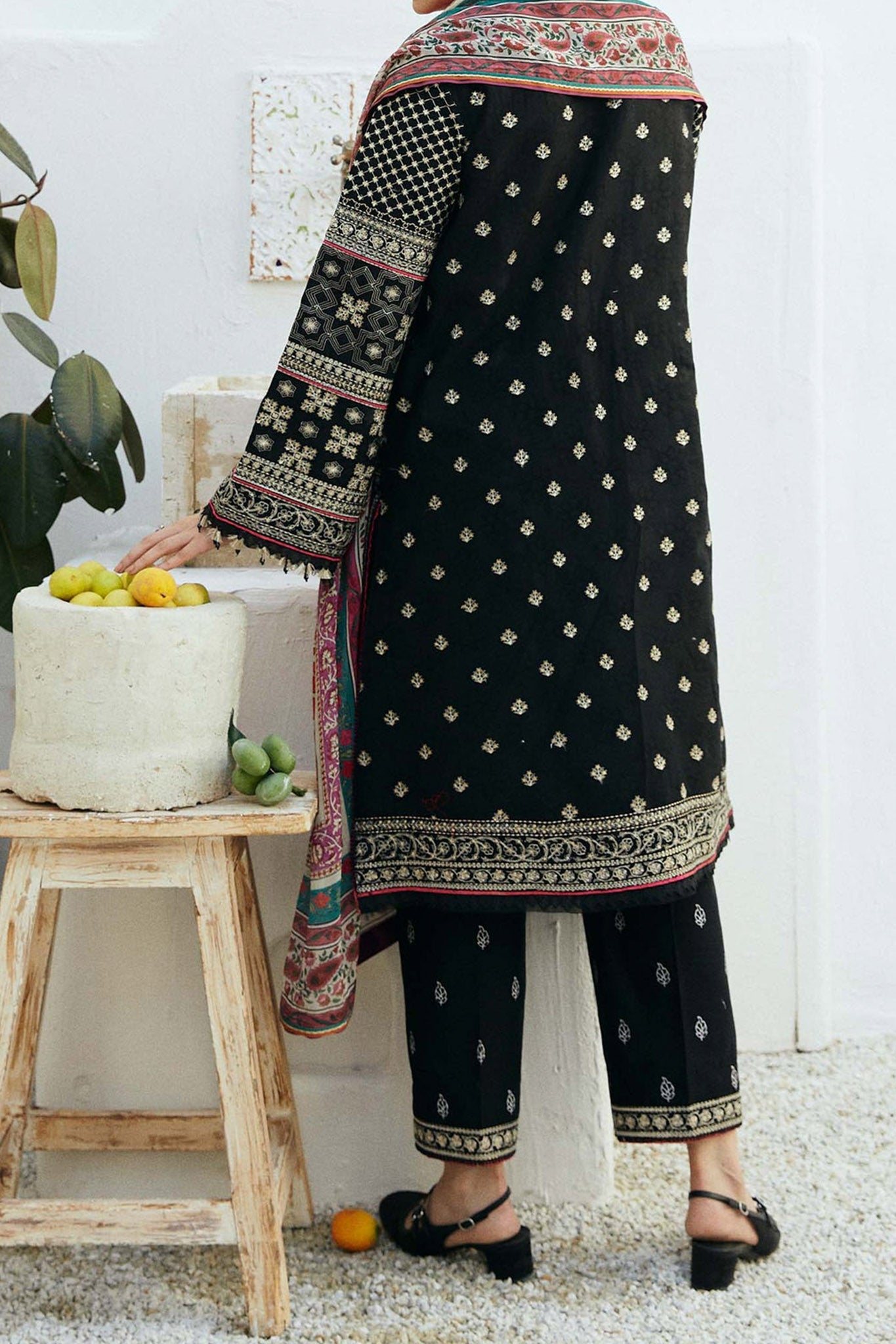 Coco By Zara Shah Jahan Unstitched 3 Piece Eid Edit Emb Lawn Collection'2024-D-06-Taj