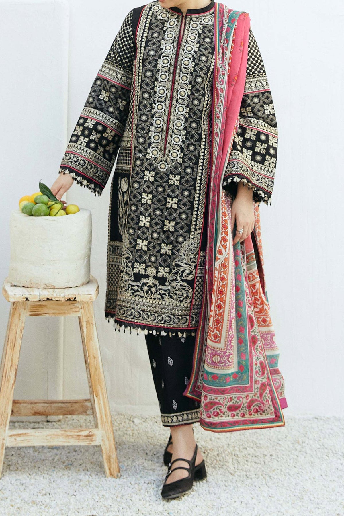 Coco By Zara Shah Jahan Unstitched 3 Piece Eid Edit Emb Lawn Collection'2024-D-06-Taj