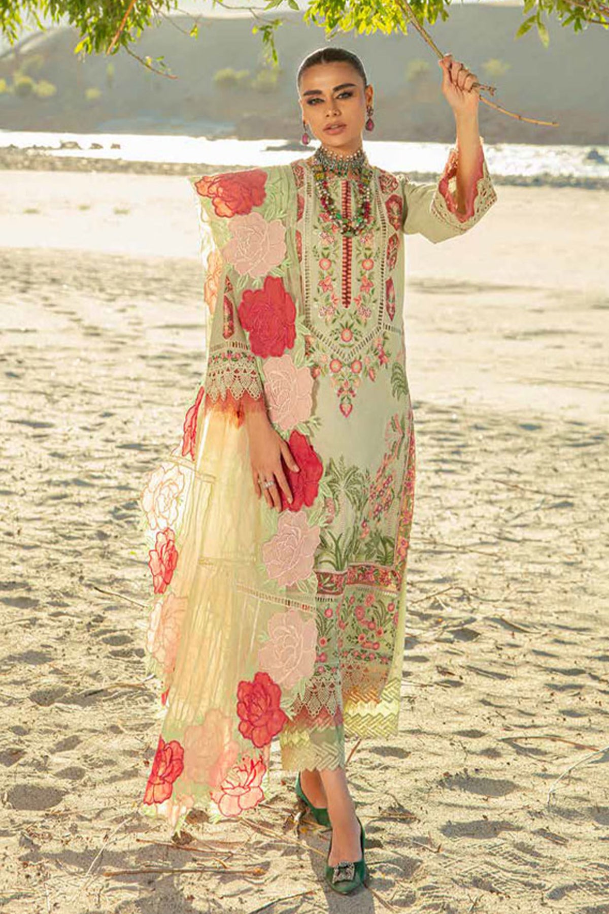 Maryam Hussain Unstitced 3 Piece Luxury Lawn Vol-02 Collection'2023-D-07