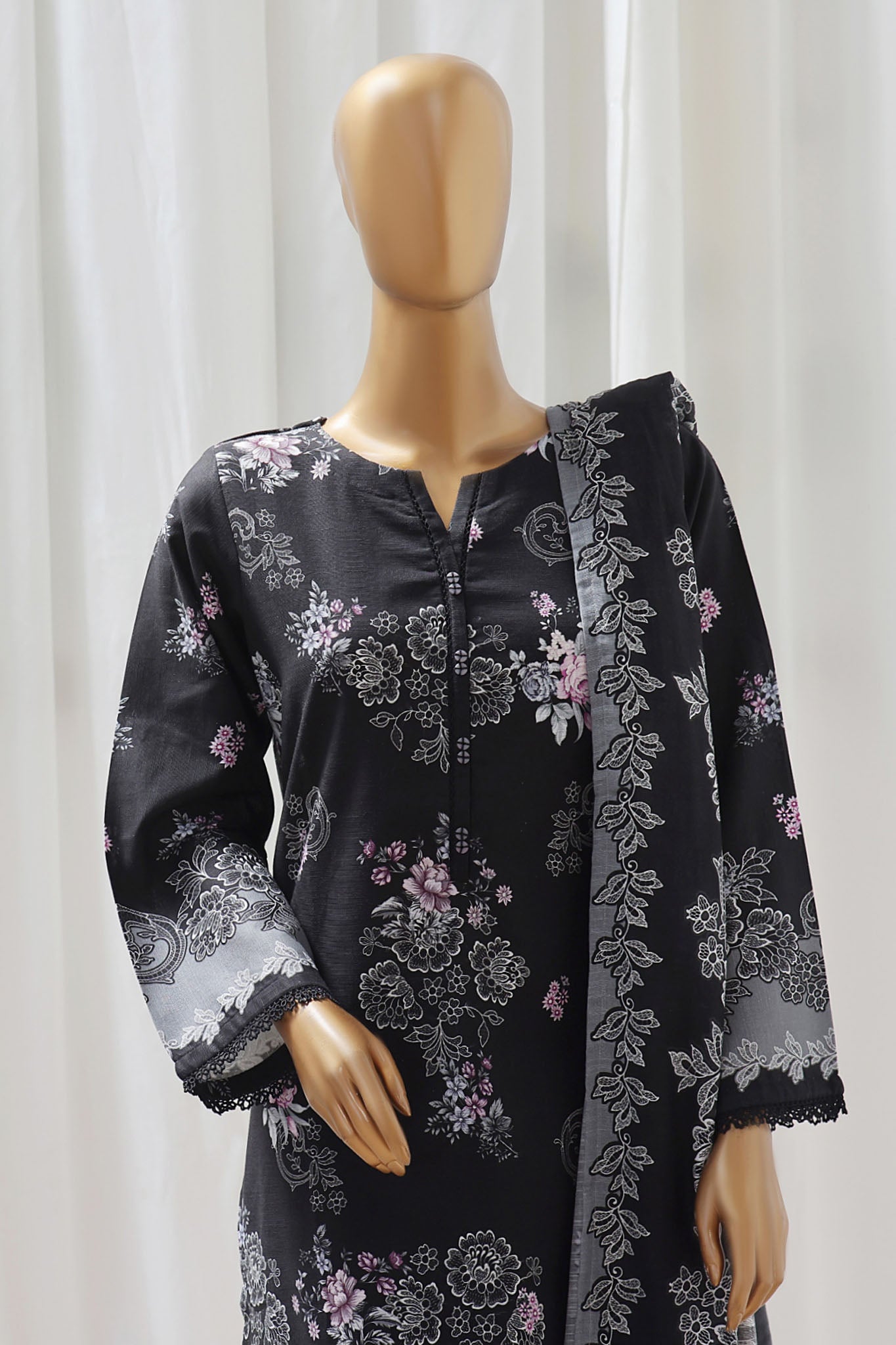 Sada Bahar Stitched 3 Piece Printed Khaddar Vol-02 Collection'2024-D-13-Black