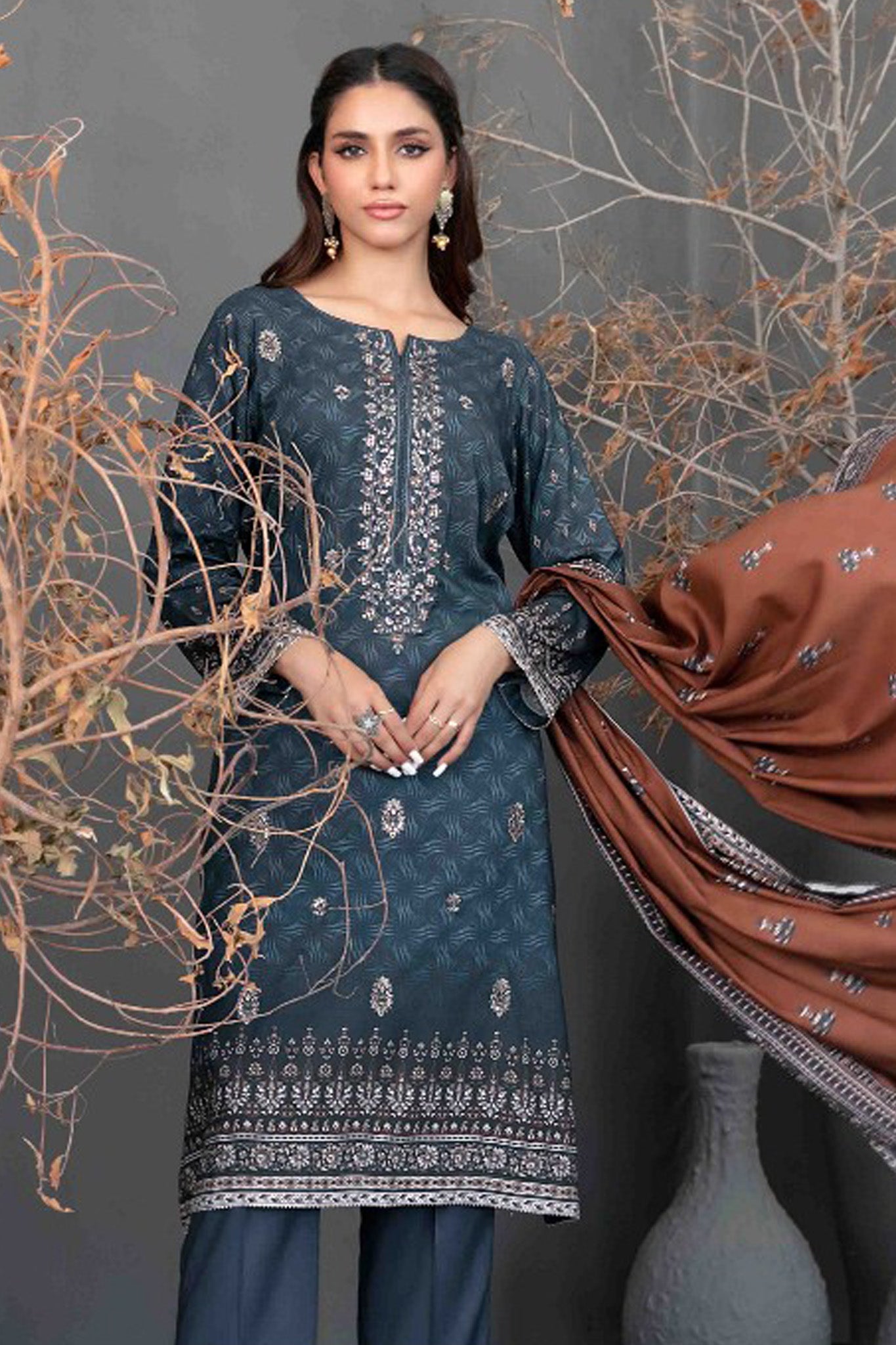 Daleesha By Tawakkal Unstitched 3 Piece Digital Printed Staple Collection'2024-D-3985