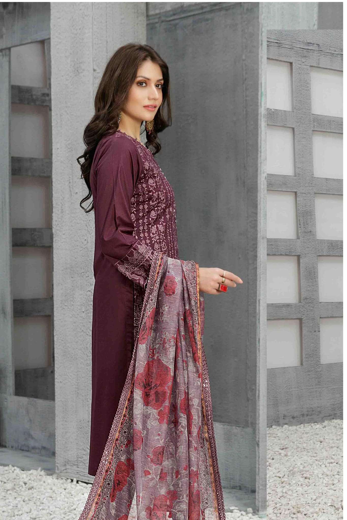 Amber by Tawakkal Semi Stitched 3 Piece Embroidered Lawn Collection'2023-A-8502