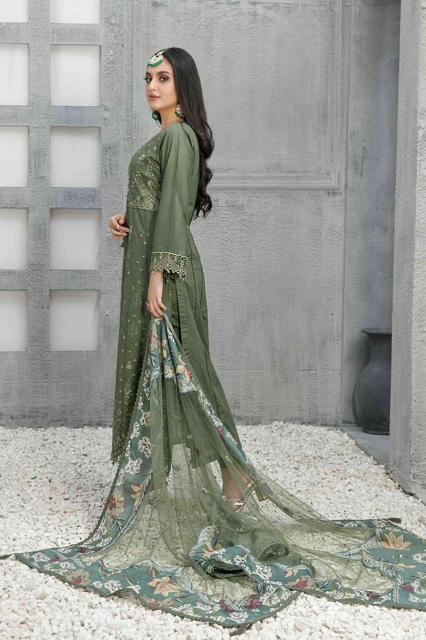 Amber by Tawakkal Semi Stitched 3 Piece Embroidered Lawn Collection'2023-A-8505