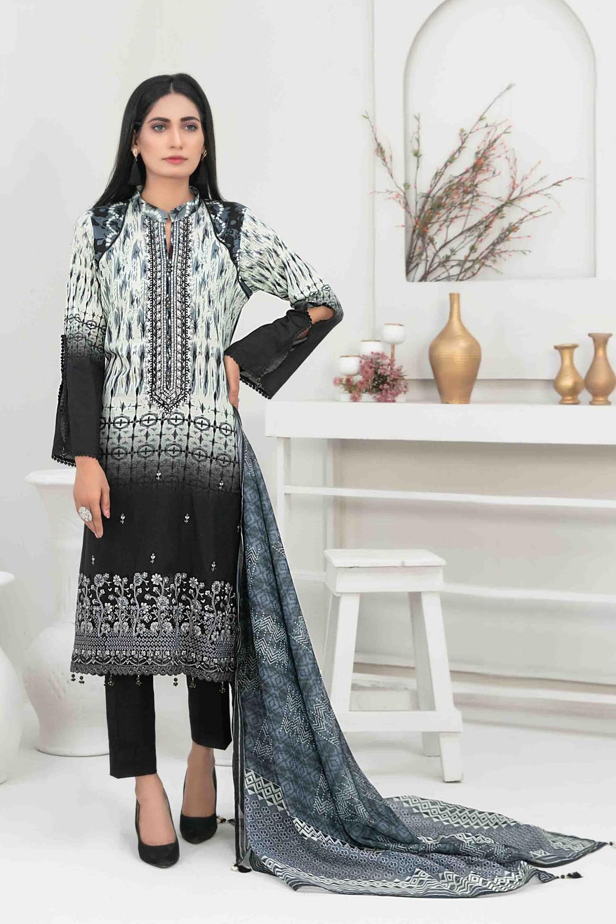 Zarminay by Tawakkal Unstitched 3 Piece Print & Emb Lawn Collection'2023-Z-8676