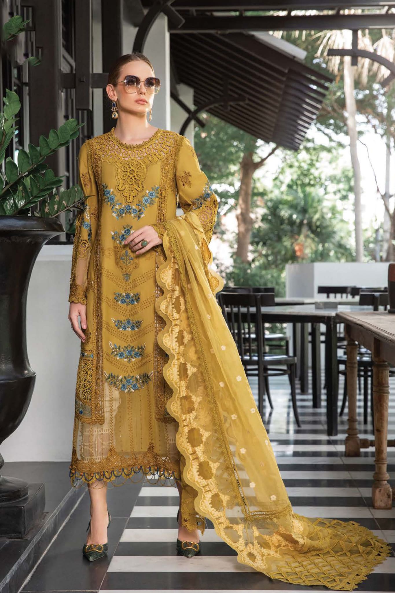Maria B Unstitched 3 Piece Luxury Eid Lawn Collection'2023-D-06