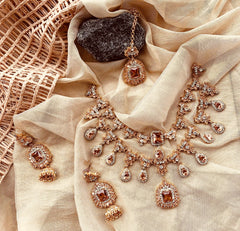 Made For Her-Iyla Graceful Necklace Set