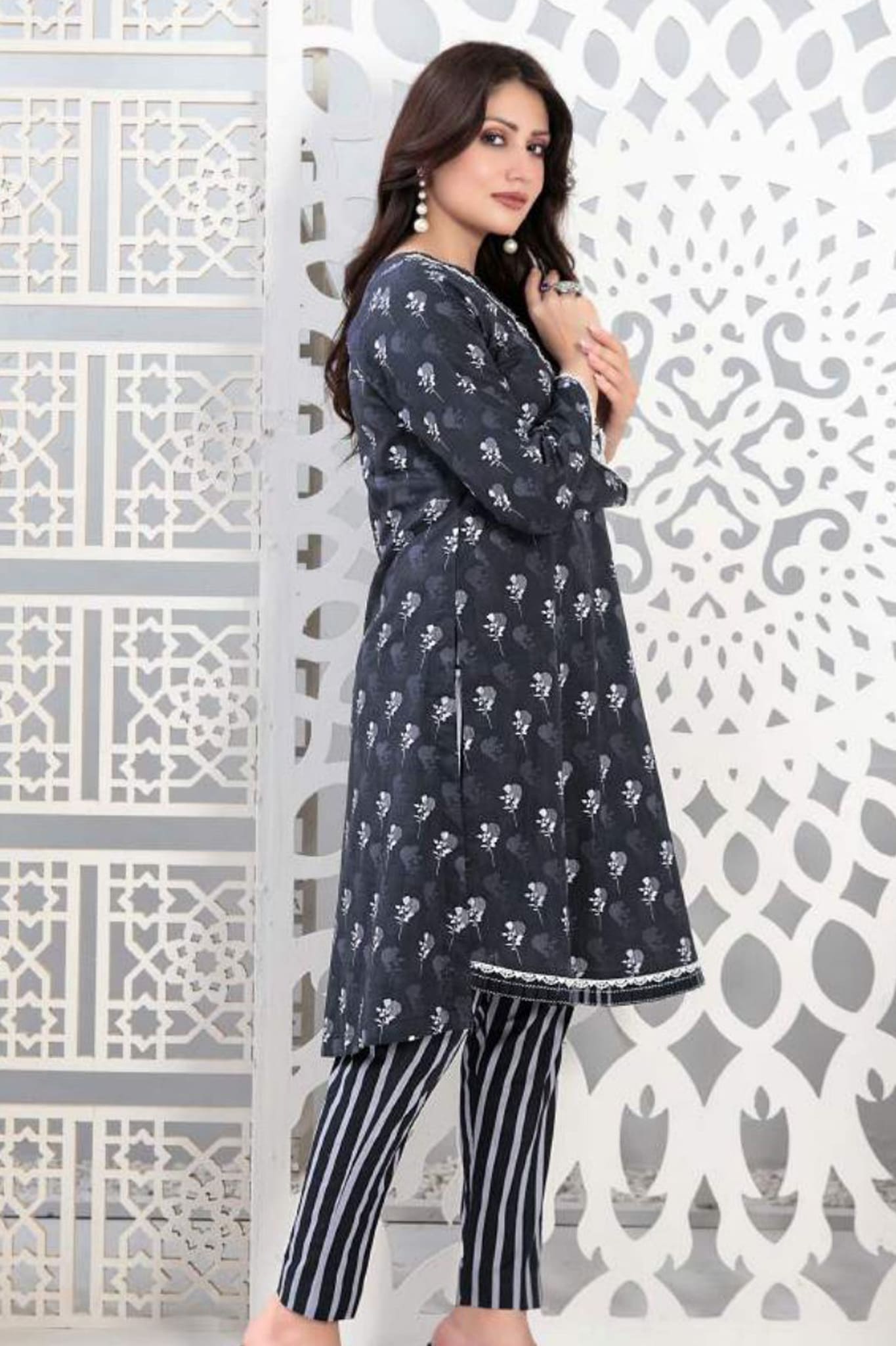 Sombre by Tawakkal Unstitched 2 Piece Digital Printed Lawn Collection'2023-S-9377