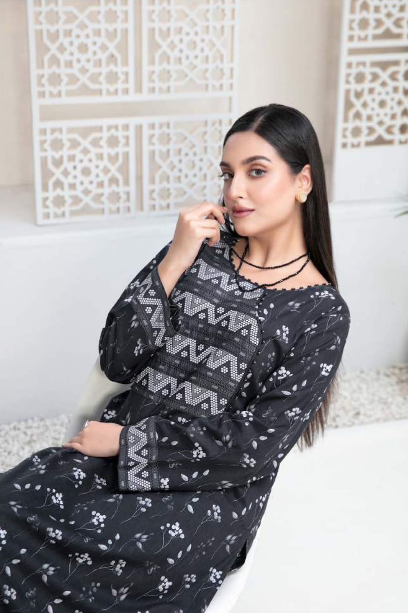 Sombre by Tawakkal Unstitched 2 Piece Digital Printed Lawn Collection'2023-S-9382