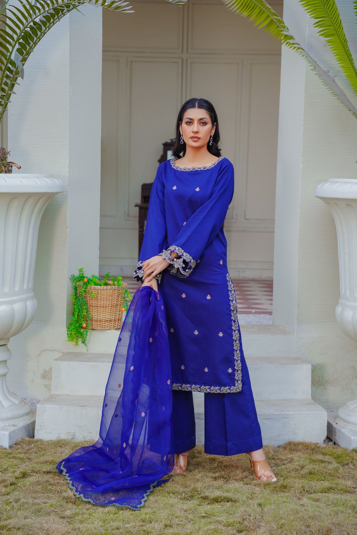 Threads & Weaves Stitched 3 Piece Pret Emb Viscose Collection-03