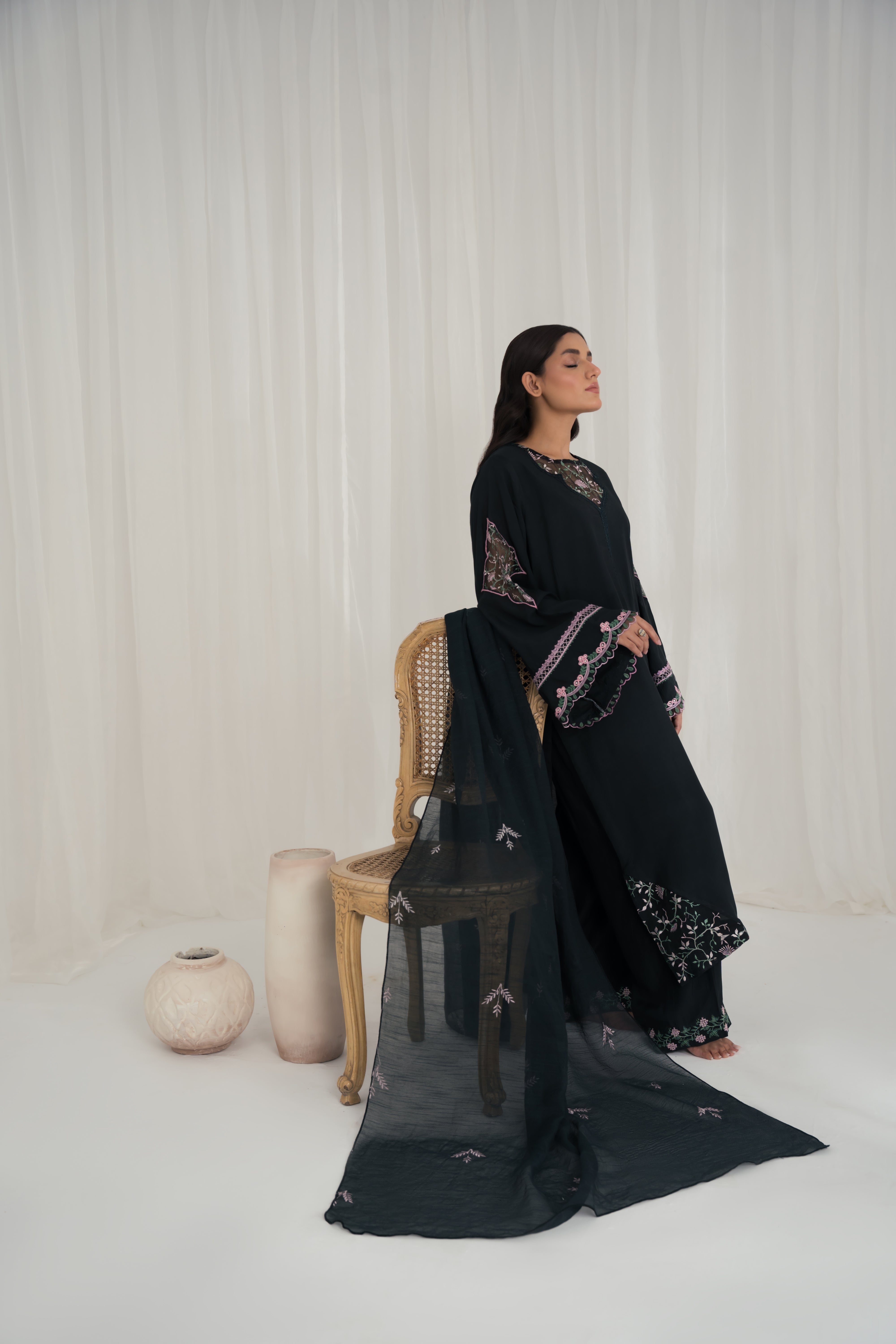 Charaghan By Qariney Stitched 3 Piece Winter Vol-02 Collection'2024-Black