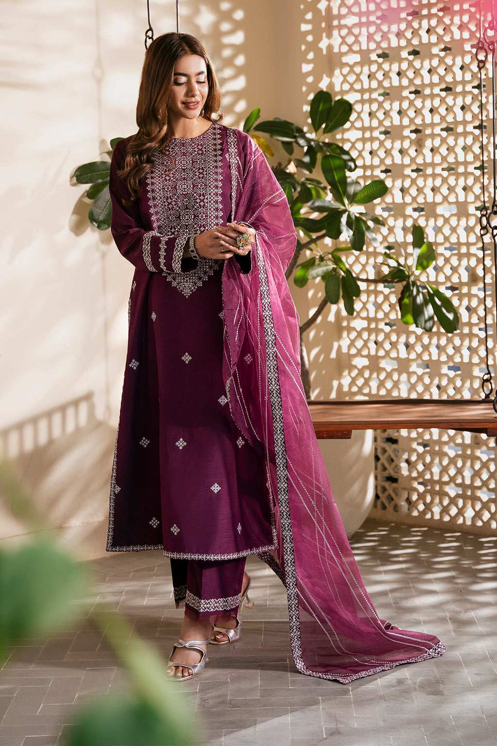 Meeru By Sheenora Stitched 3 Piece Formals Collection-CHENILLE