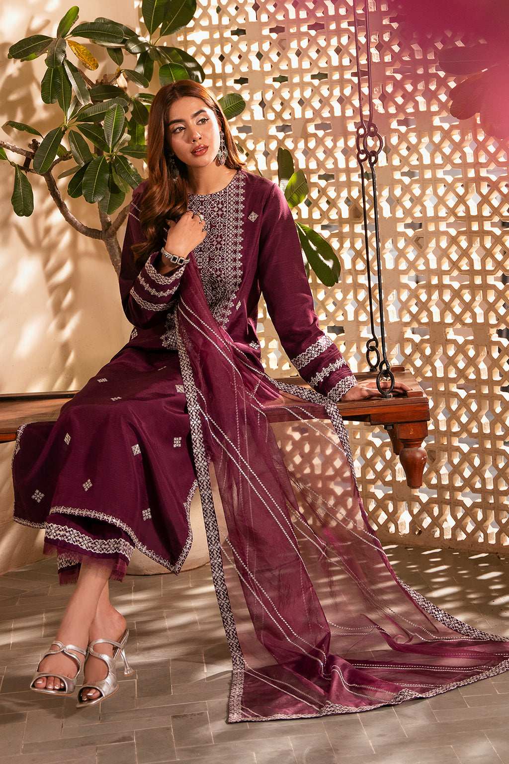 Meeru By Sheenora Stitched 3 Piece Formals Collection-CHENILLE