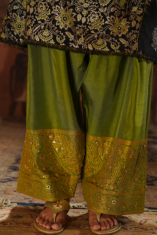 Nefertiti By Zaaviay Stitched Khem (Three Piece)