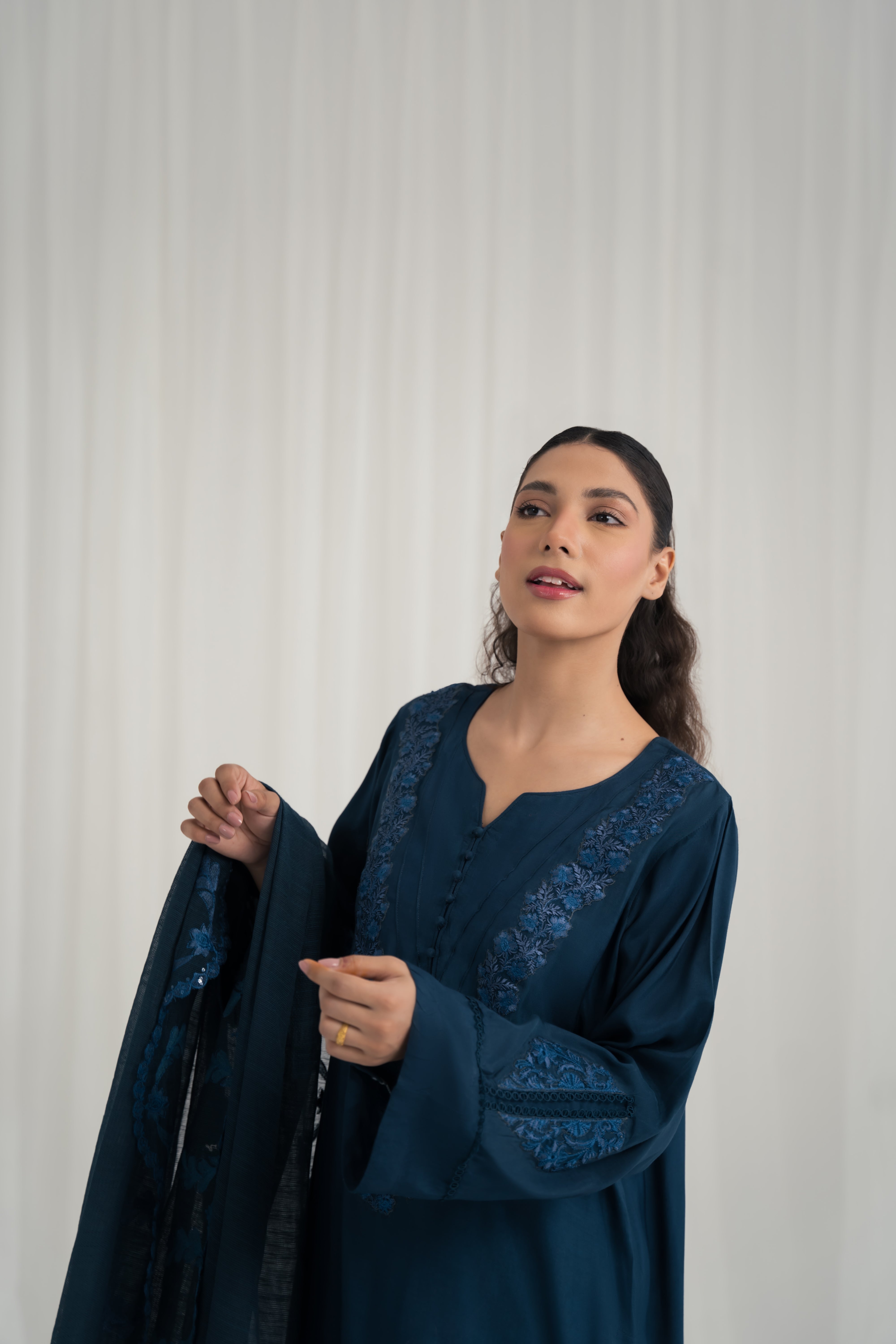 Charaghan By Qariney Stitched 3 Piece Winter Vol-02 Collection'2024-Zinc Blue