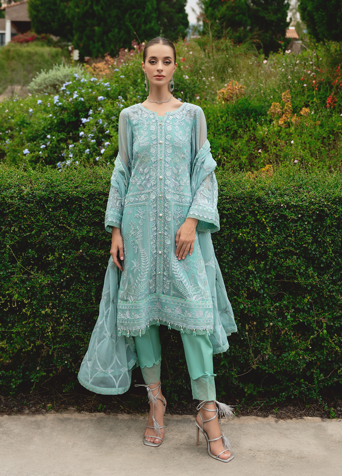 Gulaal Unstitched 3 Piece Luxury Emb Pret Collection'2025-Nissa (GL-EP-2024-23)