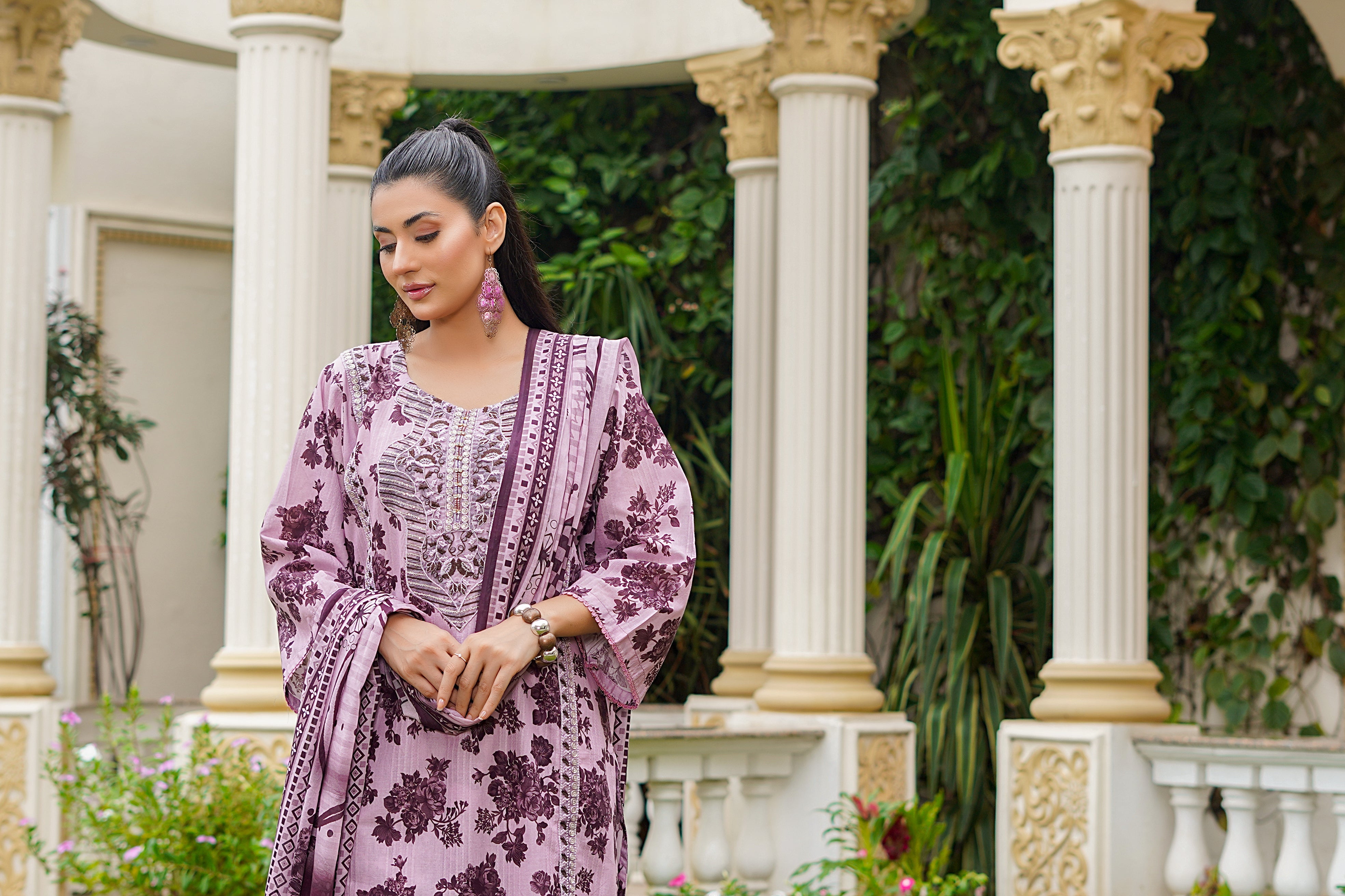 Rang E Gulposh Stitched 3 Piece Lawn Collection'2025-RNG-1201