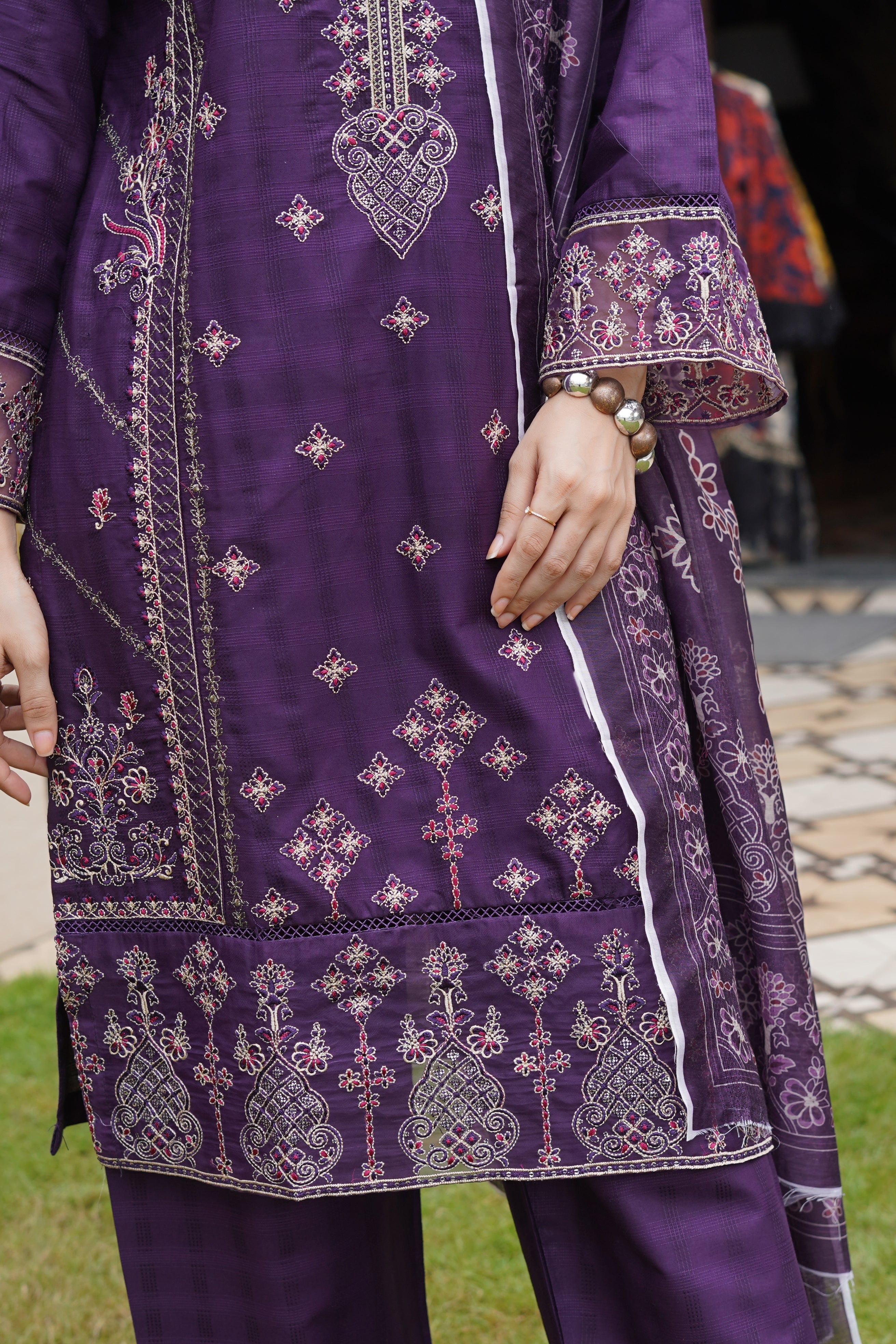 Rang E Gulposh Stitched 3 Piece Lawn Collection'2025-RNG-1202