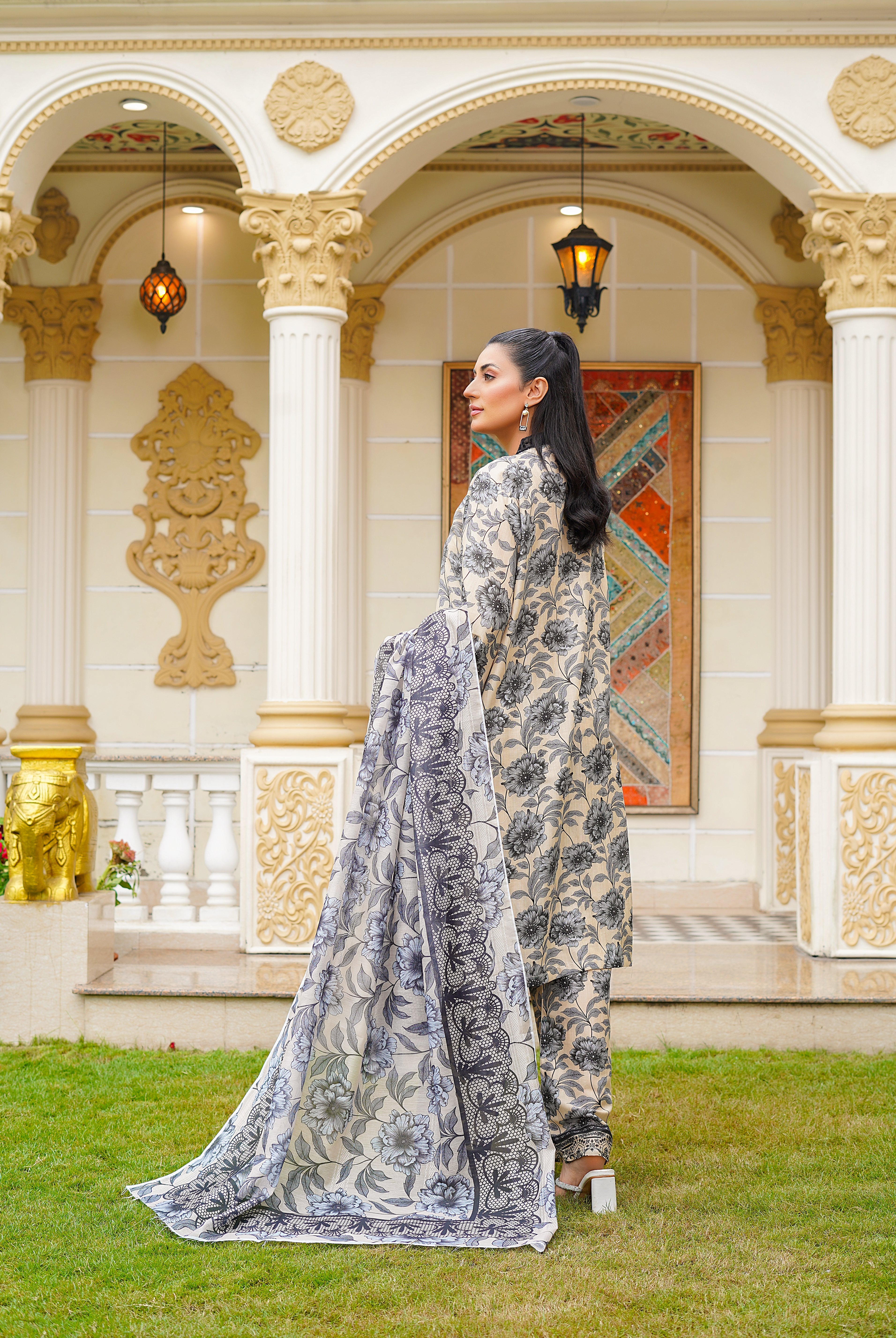 Rang E Gulposh Stitched 3 Piece Lawn Collection'2025-RNG-1203