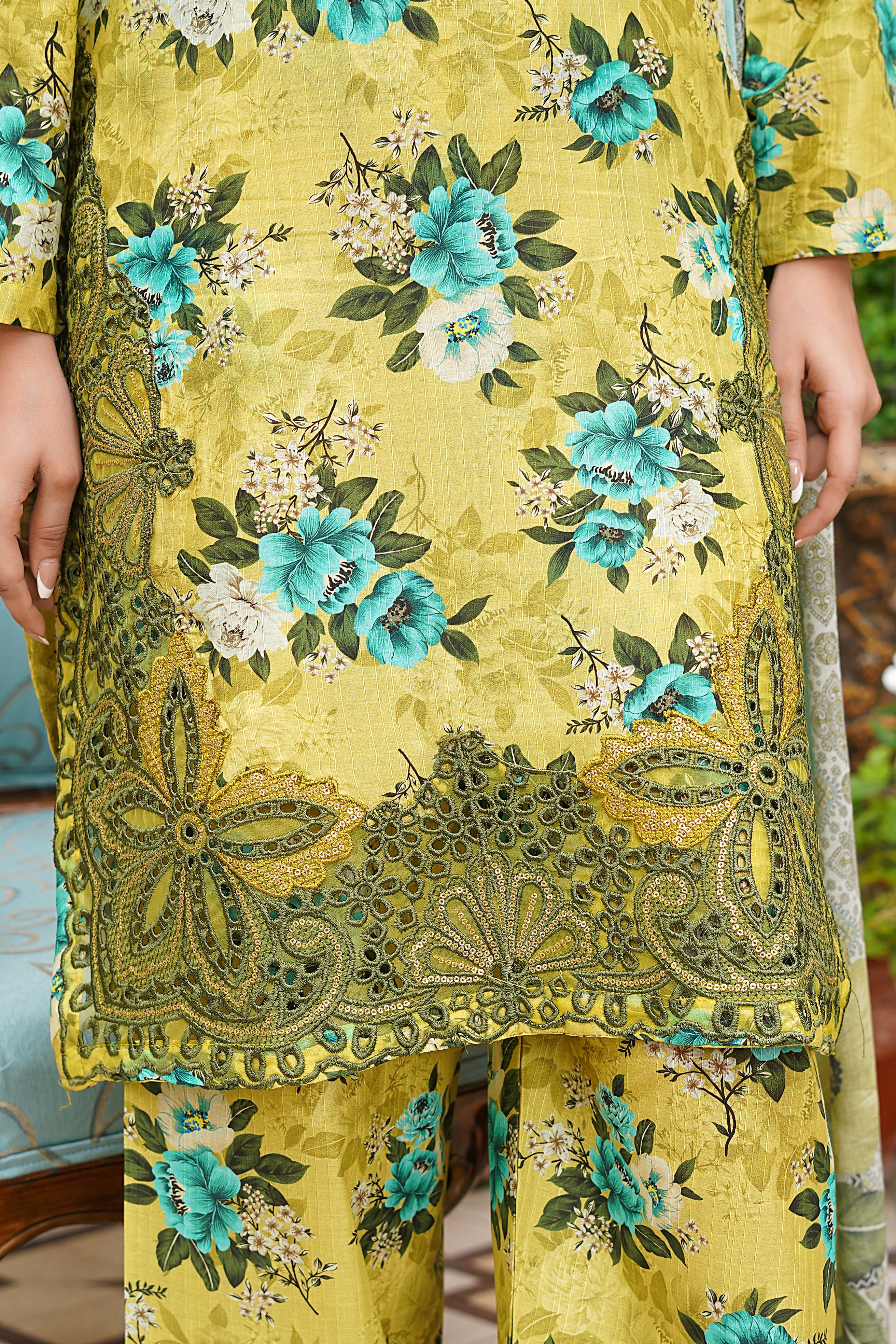 Rang E Gulposh Stitched 3 Piece Lawn Collection'2025-RNG-1208