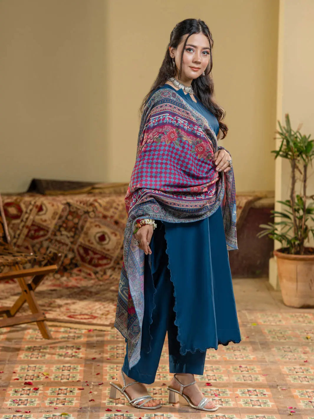 Kainat Stole TNG by MD