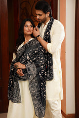 Tng By Md Stole Collection-Ishq ke Tukre Stole (Black)